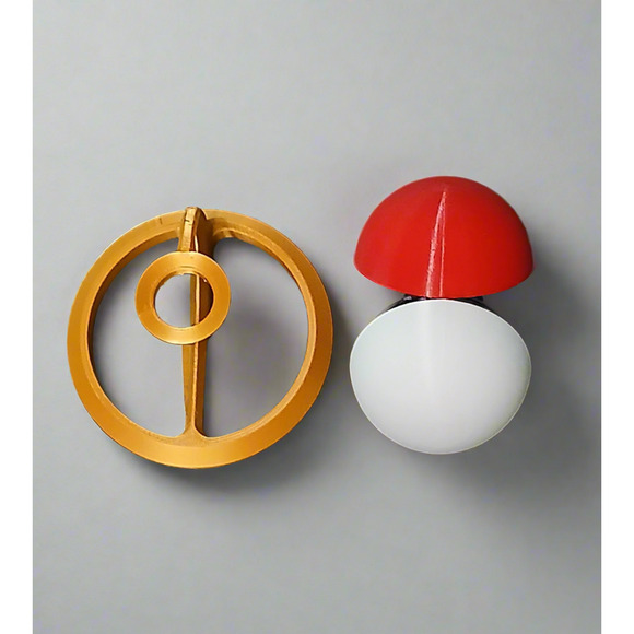 Poke-Ball w/ Stand - Picture 3 of 3